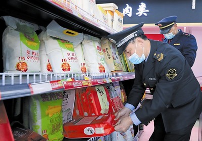 嚴把米面質(zhì)量關(guān)，優(yōu)化糧食市場管理服務(wù)
